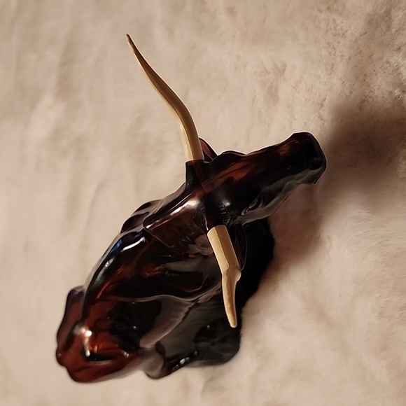 Avon Other - VINTAGE  AVON DECANTER  LONGHORN BULL.